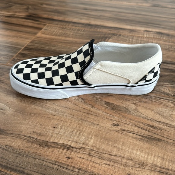 Van’s Classic Slip-On Checkerboard Black and White Canvas Shoes Size 7 - Picture 8 of 11